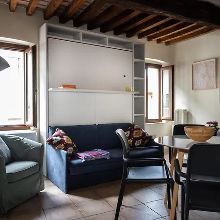 A Due Passi Della Casa Natale Del Maestro Toscanini Apartment Parma