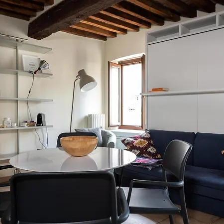 A Due Passi Della Casa Natale Del Maestro Toscanini * Parma