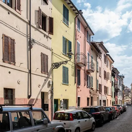 A Due Passi Della Casa Natale Del Maestro Toscanini *